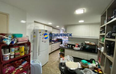 Ótimo apartamento na praia de Camboinhas!