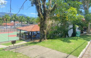 Casa Duplex em Condomínio: Conforto, Lazer e Segurança para sua Família