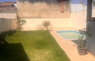 Casa com 2 Quartos e 2 banheiros à Venda, 103 m².
