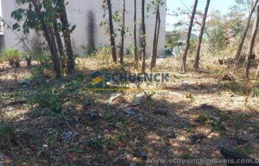 Terreno à Venda, 500 m² esquina Av. Central