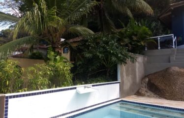 Encante-se com esta magnífica residência de 340m², pensada para oferecer o máximo de bem-estar, funcionalidade e estilo!