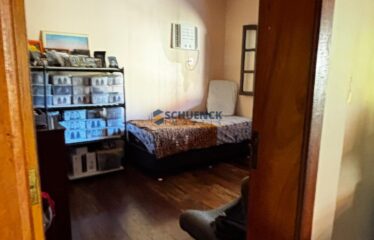 Casa Linear com Amplo Quintal e Anexo – Oportunidade Única!