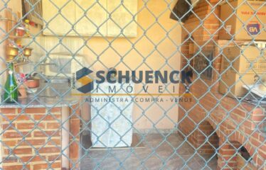 Casa Linear com Amplo Quintal e Anexo – Oportunidade Única!