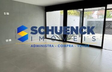 Casa Duplex em Camboinhas com piscina, varanda gourmet e 3 suítes.