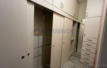 Oportunidade Única! Casa Linear de Esquina em Condomínio Fechado de Alto Padrão!