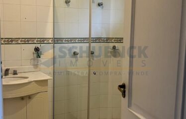 Oportunidade Única! Casa Linear de Esquina em Condomínio Fechado de Alto Padrão!