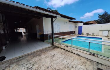 Oportunidade Única: Casa Linear Ampla no Coração de Piratininga!