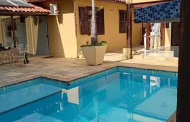 Excelente Casa Linear em Condomínio – Conforto, Espaço e Sofisticação – SC0704