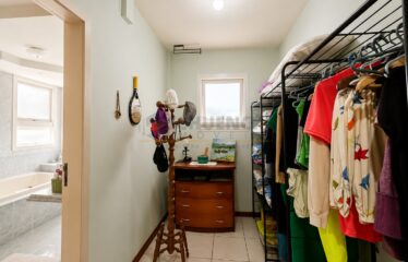 VIVA O MELHOR DE CAMBOINHAS! CASA COM 4 QUARTOS – SC0705