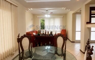 VIVA O MELHOR DE CAMBOINHAS! CASA COM 4 QUARTOS – SC0705