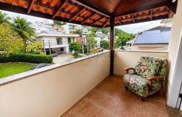 VIVA O MELHOR DE CAMBOINHAS! CASA COM 4 QUARTOS – SC0705