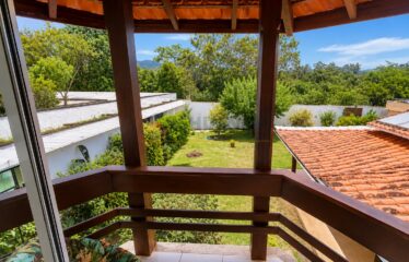 VIVA O MELHOR DE CAMBOINHAS! CASA COM 4 QUARTOS – SC0705
